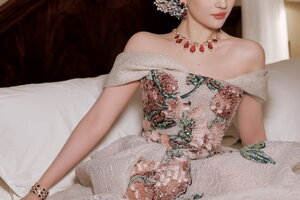 Mỹ nhân 38 tuổi vẫn khiến nhiều người rung động vì nhan sắc "thần tiên tỉ tỉ", sống độc thân trong biệt thự 5000m2