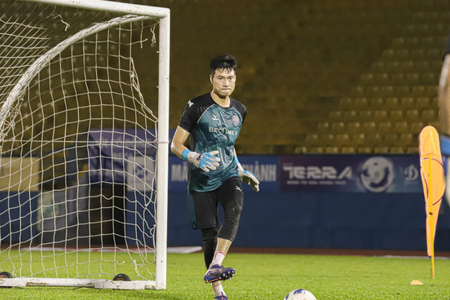 5 thủ môn cứu thua nhiều nhất V.League 2025/2026: Số 1 là ai?