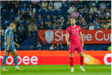 CLB CAHN nhận tin dữ sau trận hoà Buriram United