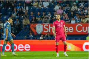 CLB CAHN nhận tin dữ sau trận hoà Buriram United