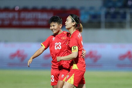 Tuyển nữ Việt Nam thắng tưng bừng trận ra quân SEA Games