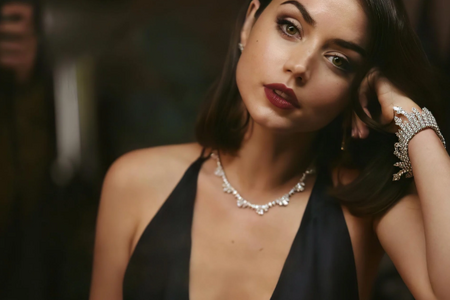 Ana de Armas "cay cú" vì liên tục bị "kiểm tra năng lực"