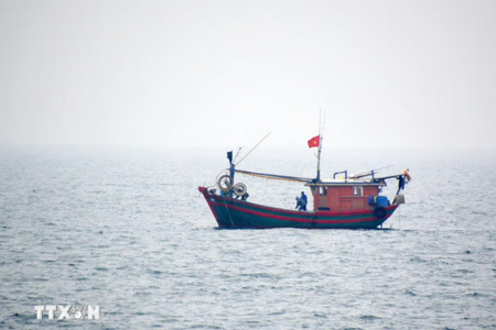 Khu vực Bắc Biển Đông gió lớn, biển động mạnh và sóng cao 3-5m