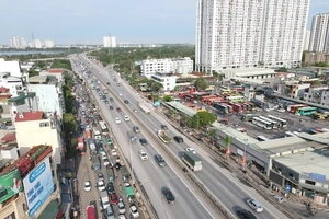 Hà Nội hạn chế xe tải lớn di chuyển vào đường Vành đai 3 trên cao