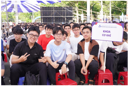 Tuyển sinh đại học 2026: Lưu ý với thay đổi về tổ hợp xét tuyển