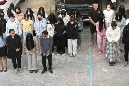 Đột kích cơ sở spa, massage, phát hiện hàng chục nhân viên “chờ phục vụ” khách mua dâm ở Đà Nẵng