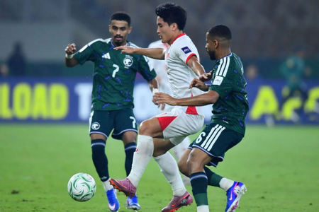 Báo chí châu Á “ngả mũ” vì tài cầm quân của HLV Kim Sang-sik