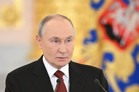 Ông Putin cảnh báo tình hình toàn cầu đang xấu đi