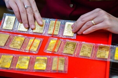 Giá vàng đầu tuần 19/1 ổn định mức 162,8 triệu đồng/lượng còn thế giới đi ngang