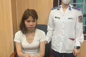 Bộ Tư lệnh Vùng Cảnh sát biển 2 phối hợp bắt giữ nữ đối tượng vận chuyển ma túy