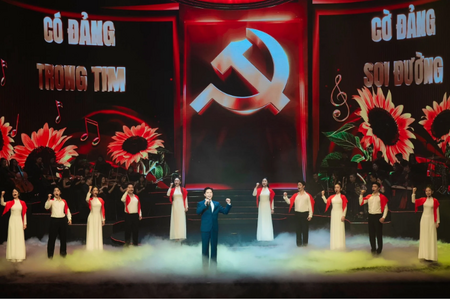 Ca sĩ Anh Tú thông báo "khẩn"