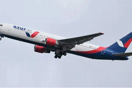 Nóng: Máy bay chở 238 người phát tín hiệu cầu cứu trên không phận Trung Quốc