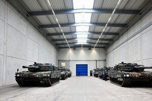 Nợ của các nước EU tăng cao giữa lúc quân sự hóa