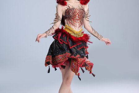 Miss World Vietnam 2025 lần đầu tiên ra mắt phần thi thiết kế trang phục