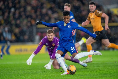 Pha bỏ lỡ bàn thắng 'dậy sóng' của Estevao và Liam Delap