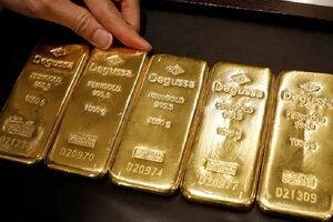 Giá vàng mùng 5 Tết duy trì ổn định, thế giới tiếp tục tăng trên mốc 5.000 USD