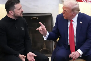 Ông Zelensky nghi ngờ uy tín của ông Trump và mong muốn Tổng thống Mỹ từ chức