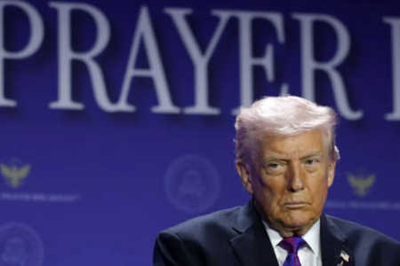 Ông Trump yêu cầu Iran đầu hàng vô điều kiện