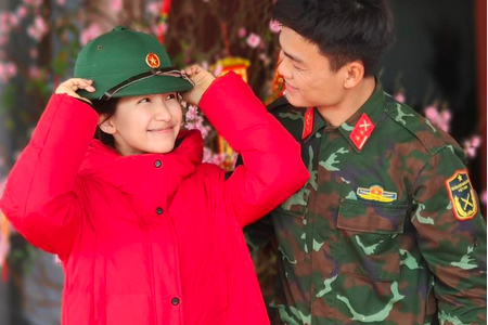 Hòa Minzy chính thức nói về chồng đại úy: "Em vui vì anh và bố mẹ qua hỏi cưới em..."