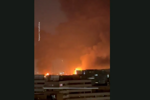 Nóng: Tổng thống Iran tuyên bố ngừng tấn công và xin lỗi các nước láng giềng