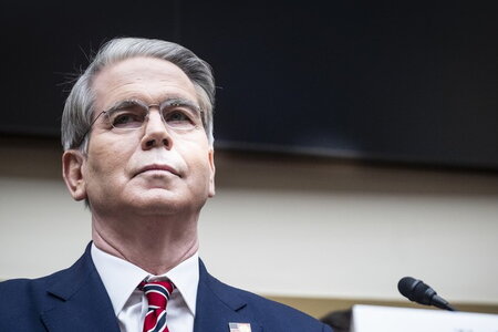 Mỹ nêu lý do nới lỏng lệnh trừng phạt dầu mỏ Nga