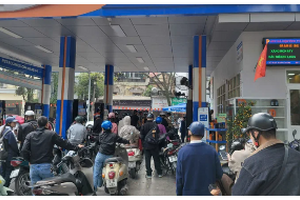 Giá xăng dầu hôm nay 10/3: Dầu thô lao dốc mạnh, thế giới bớt ngạt thở, xăng dầu trong nước giảm áp lực