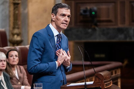 Thủ tướng Tây Ban Nha nhận định về 2 cuộc chiến tranh Iran và Iraq