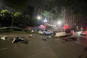 Công an Hà Nội điều tra vụ tai nạn liên hoàn, 1 người bị thương