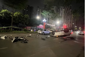 Tạm giữ hình sự lái xe Lexus gây tai nạn liên hoàn trên phố Trung Kính