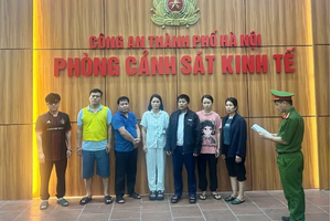 Lò mổ tiêu thụ gần 300 tấn lợn mắc dịch tả châu Phi chuyên cung cấp cho bếp ăn và chợ đầu mối lớn ở Hà Nội bị triệt phá