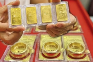 Giá vàng ngày 30/3: Trong nước đi ngang, thế giới tăng