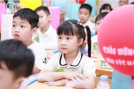 Những điều phụ huynh Hà Nội cần làm khi đăng ký cho con vào lớp 1, lớp 6