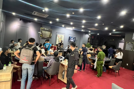 Lật tẩy chiêu trò 'núp bóng' giải đấu Poker để tổ chức đánh bạc tại Đà Nẵng
