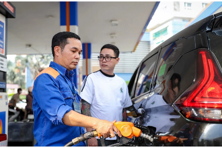 Chính thức điều chỉnh giá xăng dầu hôm nay 9/4: Dầu diesel giảm sốc gần 10.000 đồng/lít