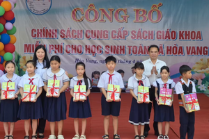 Địa phương đầu tiên cả nước miễn phí sách giáo khoa cho 100% học sinh