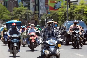 Dự báo thời tiết ngày 13/4: Nắng nóng gay gắt tiếp tục bao trùm cả nước