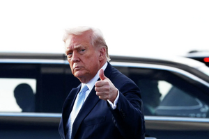 Ông Trump bất ngờ tuyên bố Iran sẵn sàng chuyển giao uranium làm giàu cho Mỹ