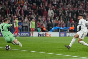 10 năm trắng tay của Mbappe ở Champions League
