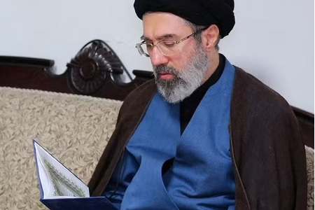 Iran đồng ý đàm phán, nhưng sẵn sàng cho các biện pháp quân sự mới