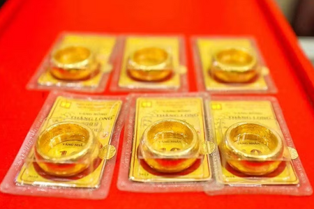 Giá vàng ngày 22/4: Đồng loạt giảm ở cả 2 chiều