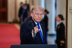 Báo Iran: Ông Trump muốn rút lui để giữ thể diện