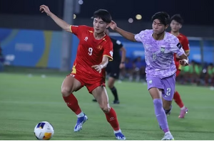 Thua đậm Hàn Quốc, U17 Việt Nam vẫn sáng cửa vào tứ kết giải châu Á