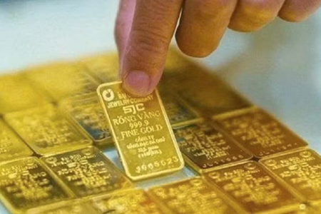 Giá vàng ngày 13/5: Trong nước và thế giới đảo chiều