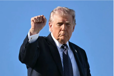 Ông Trump sẵn sàng phê duyệt "ý tưởng tồi tệ khủng khiếp" khiến quan chức Mỹ hoảng loạn