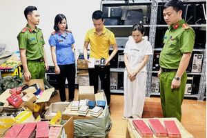 Bắt đường dây buôn bán 100.000 chai nước hoa giả các thương hiệu nổi tiếng
