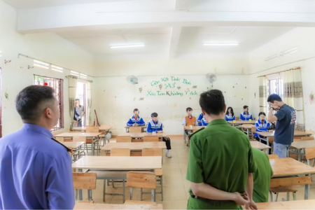 Khởi tố bị can cưỡng đoạt tài sản khiến nam sinh lớp 8 tự tử tại Lâm Đồng