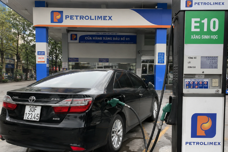 Các nhà sản xuất ô tô, xe máy lớn ở Việt Nam nói về xăng E10