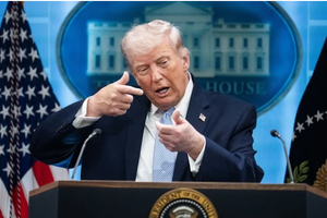 Ông Trump chỉ trích những "kẻ thua cuộc" khi phê phán thỏa thuận hạt nhân Iran