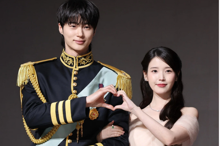 IU cùng Byeon Woo Seok lao đao vì ồn ào xuyên tạc lịch sử