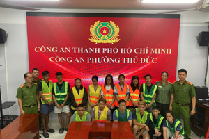Đột kích ổ nghi lừa đảo xuyên biên giới, 18 người nước ngoài dương tính ma túy